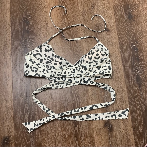 Aerie animal print wrap tie front bikini top - Picture 5 of 6